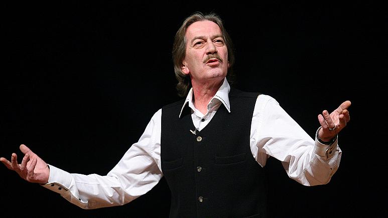 Sanatçı Ferhan Şensoy vefat etti