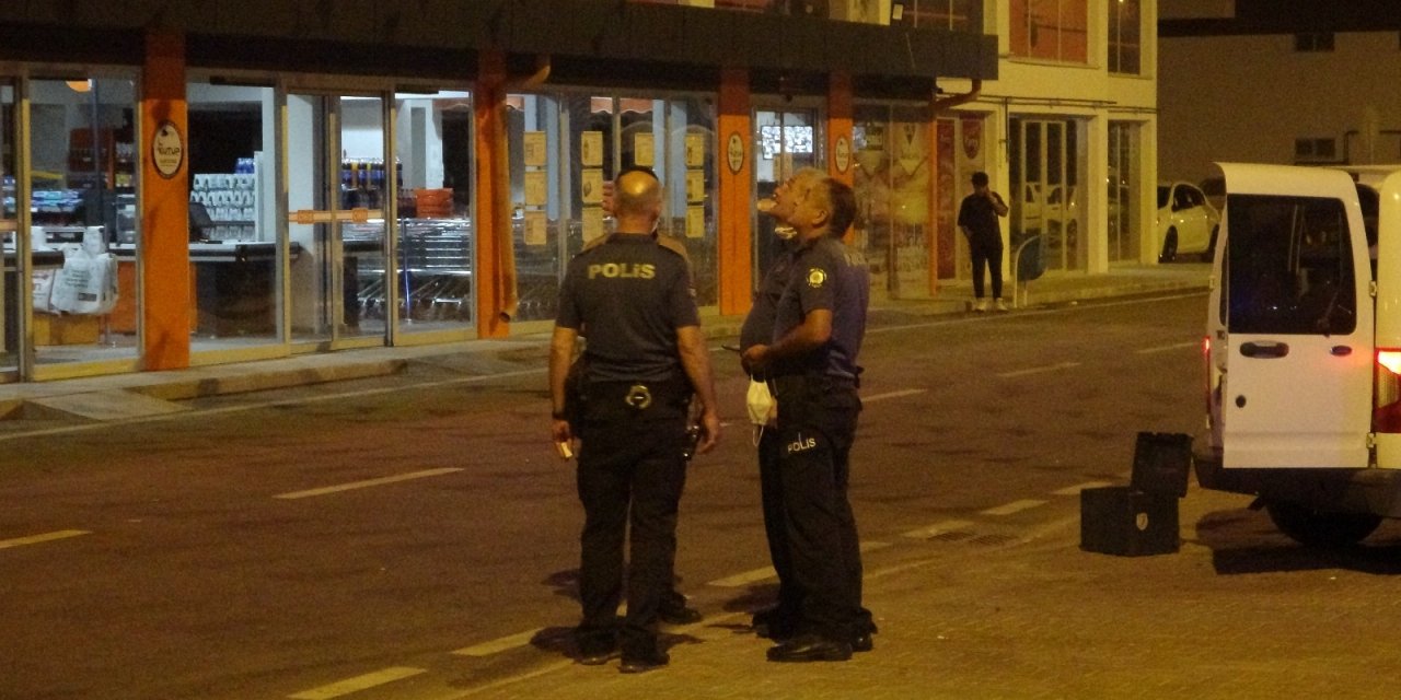 Eşiyle tartışıp havaya ateş açtı! Polis kaçan şahsı arıyor