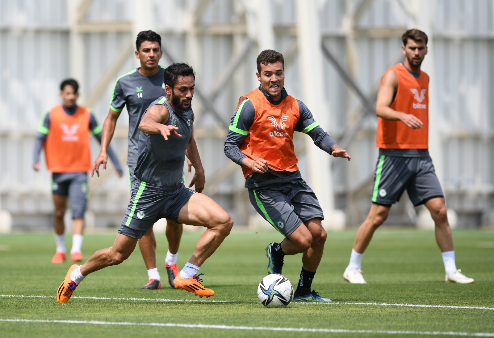 Konyaspor eksikleriyle Altay'a tam kadro çalıştı