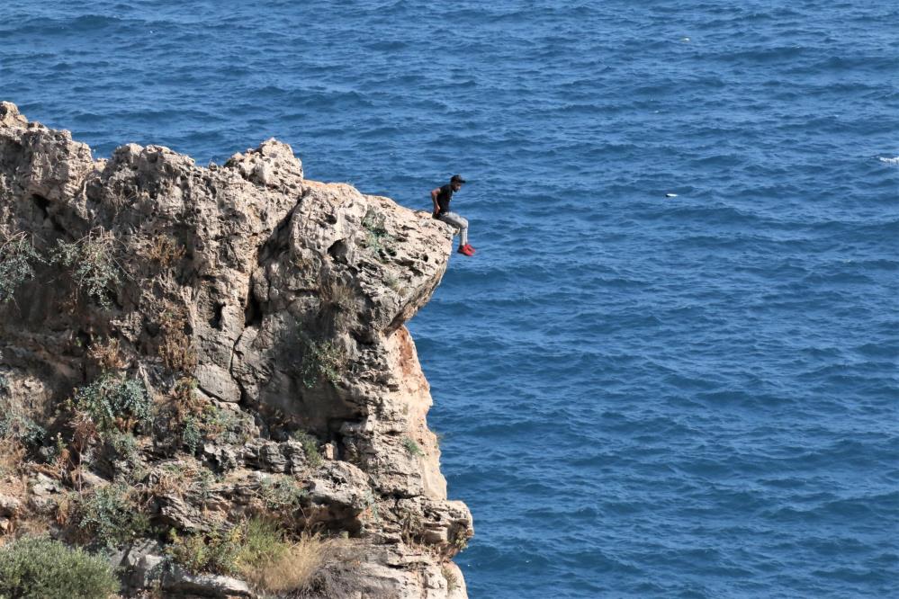 Kapatın şu falezleri! Yürekler ağza geldi