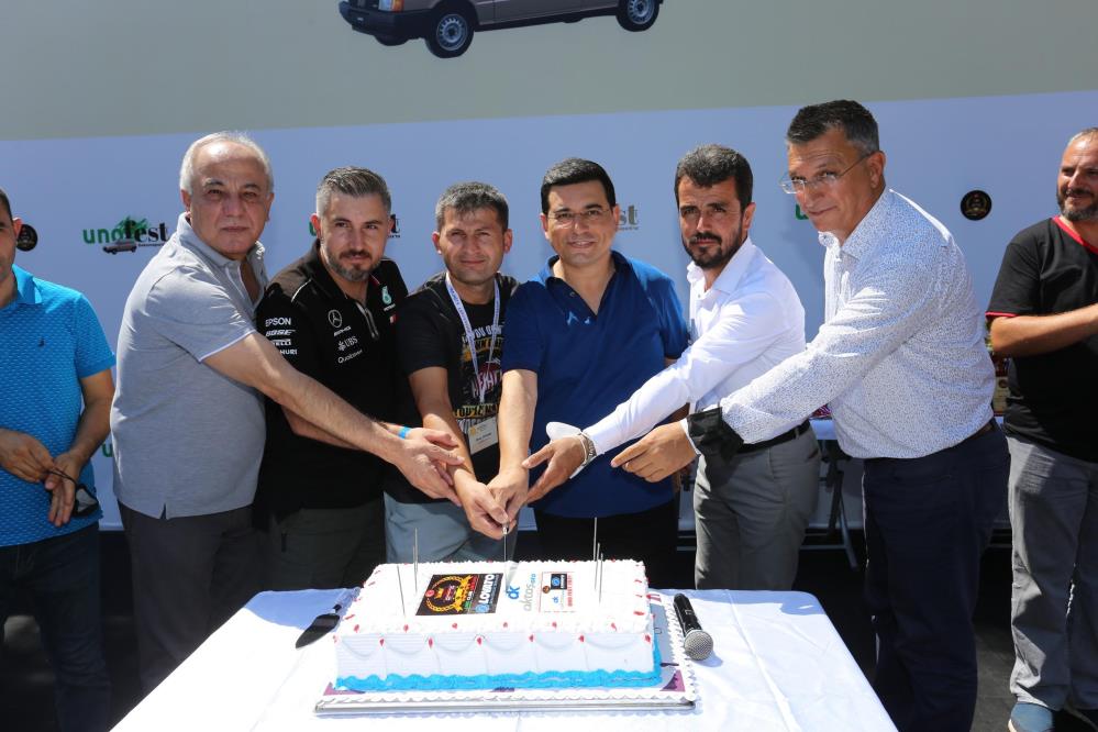Antalya'da düzenlenen Uno festivalinde orjinallik ödülü Konya'nın oldu