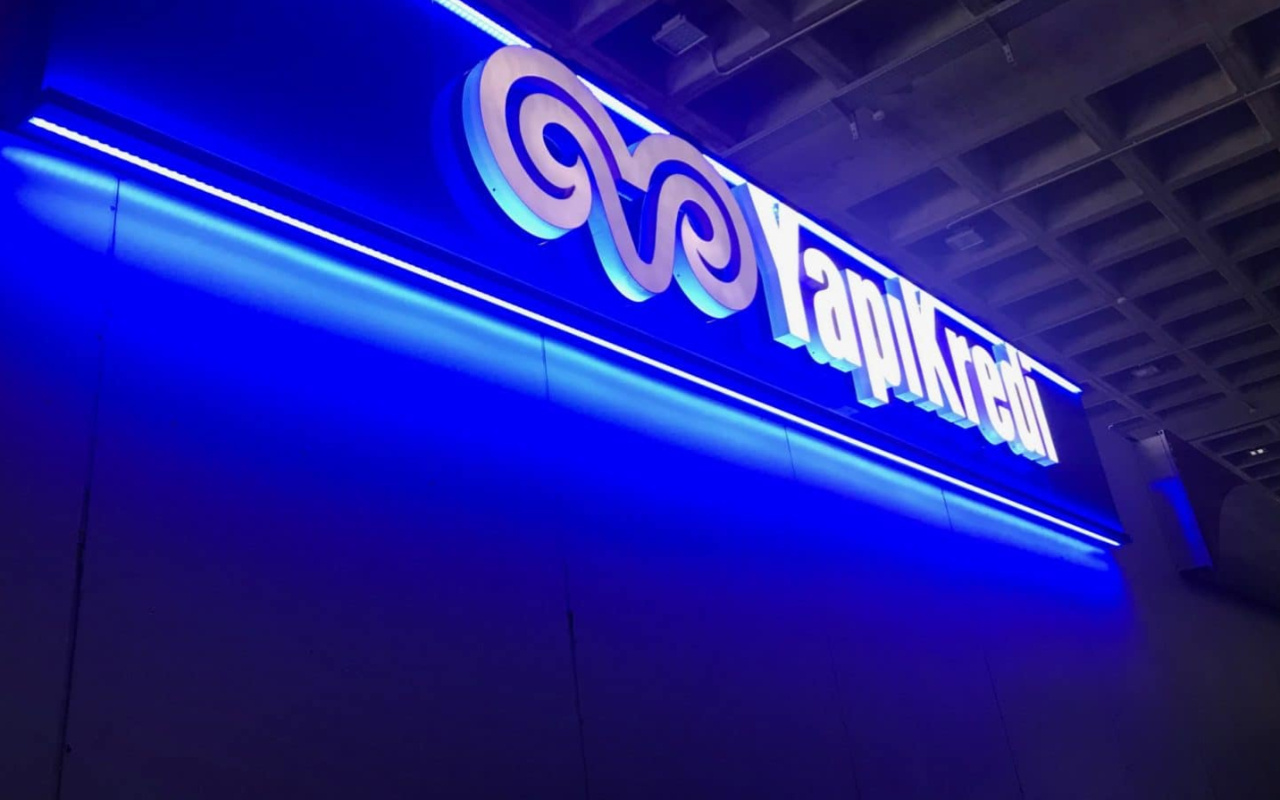 Yapı Kredi Bankası'ndan aşı olmayanlar açıklaması