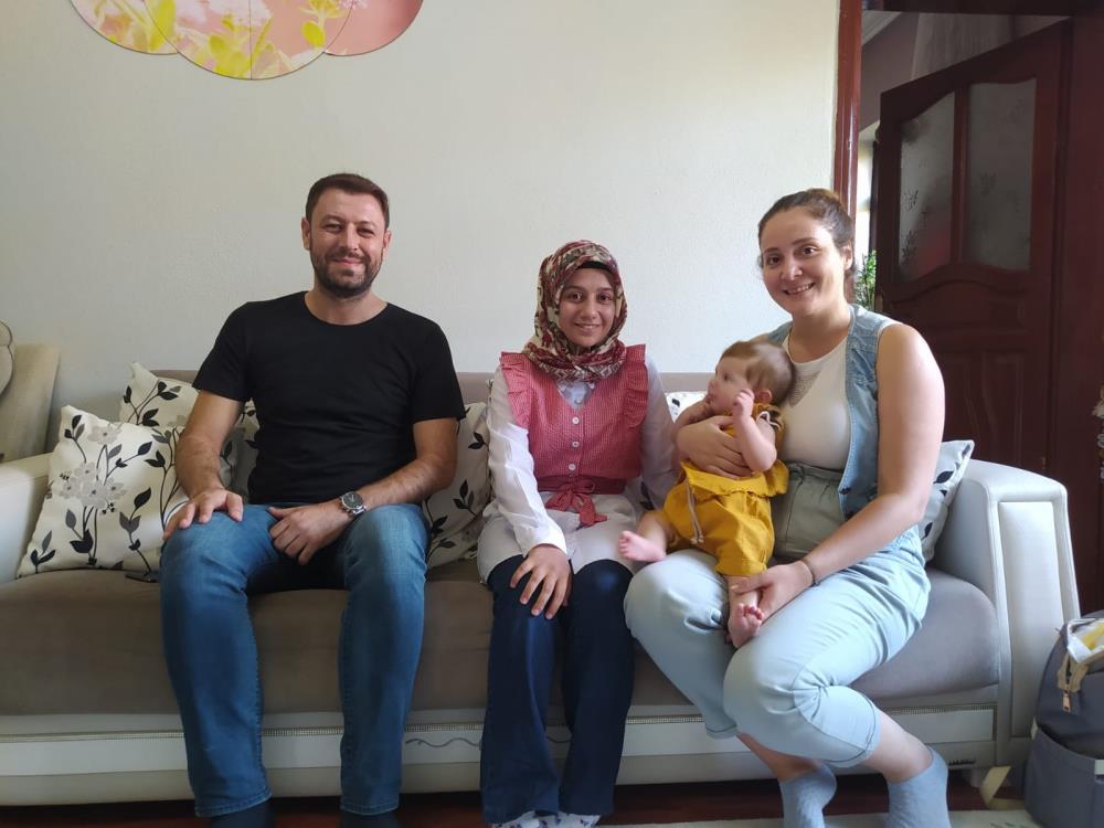 Tarlada ders çalıştı Tıp Fakültesi'ni kazandı