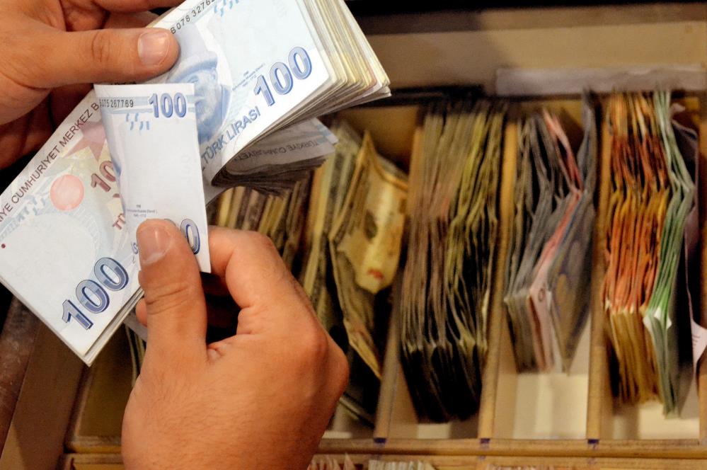Türkiye bütçe fazlası verdi