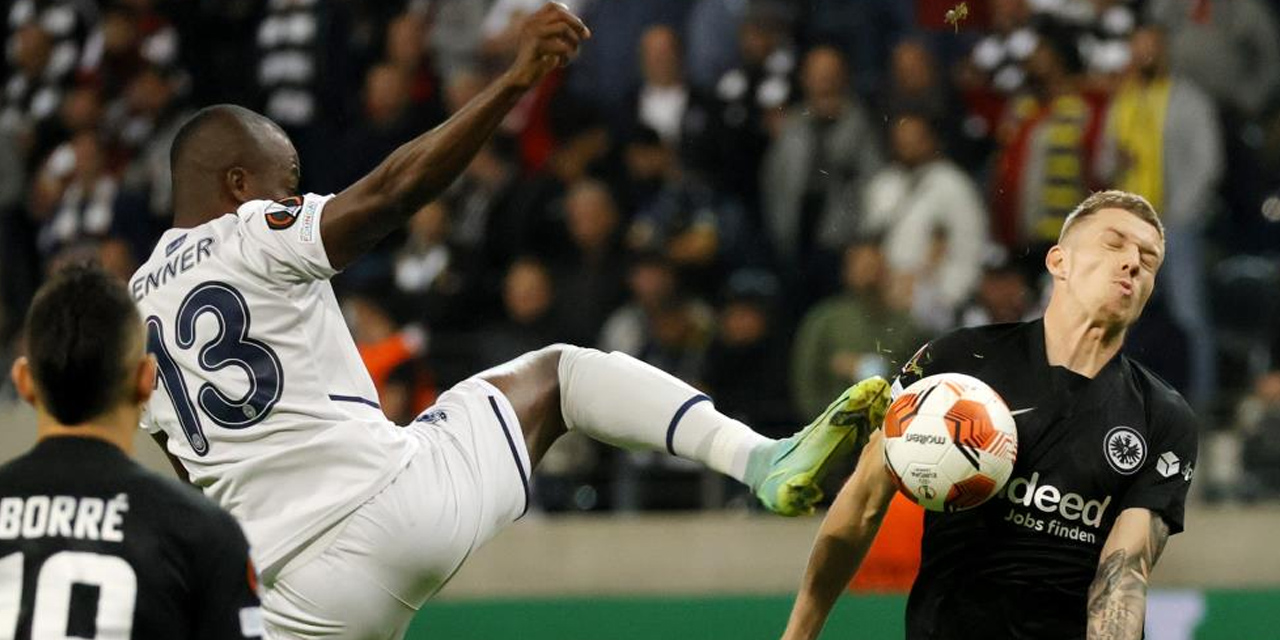 İyi başladık devamı gelmedi! Fenerbahçe Eintracht Frankfurt ile berabere kaldı
