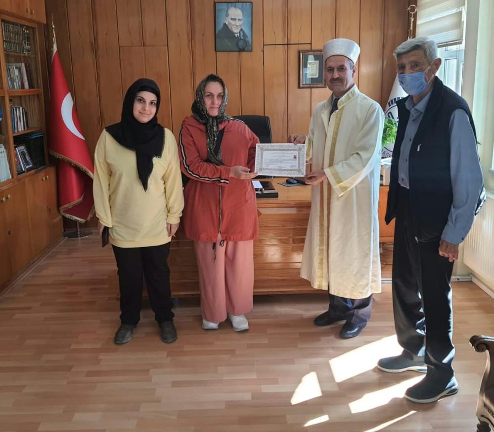 Gürcü Irma müslüman olup adını Irmak olarak değiştirdi