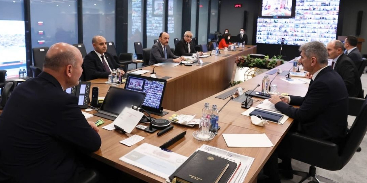 Bakan Soylu 81 ilin emniyet müdürleriyle görüştü! Covid-19, trafik, asayiş ve göç konuları ele alındı