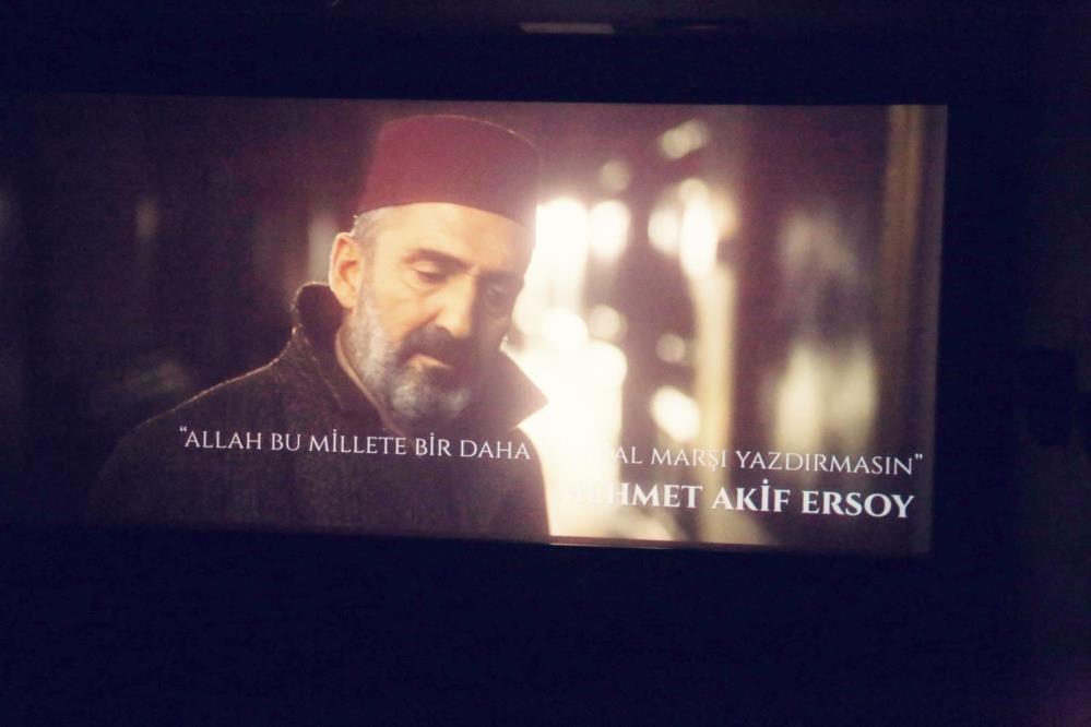 Çekimlerinin bir kısmı Konya'da yapılan Akif filminin gösterimi yapıldı