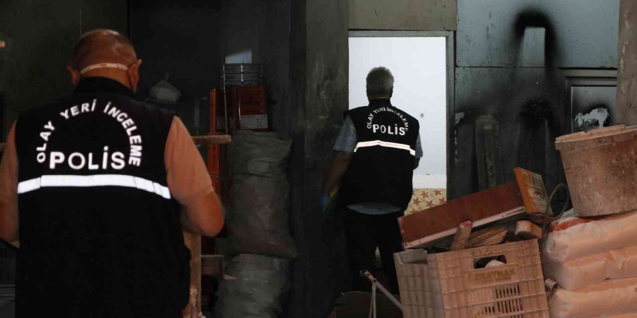 Adana'da silahlı dehşet! Yüzünden vurulan kişi ağır yaralandı