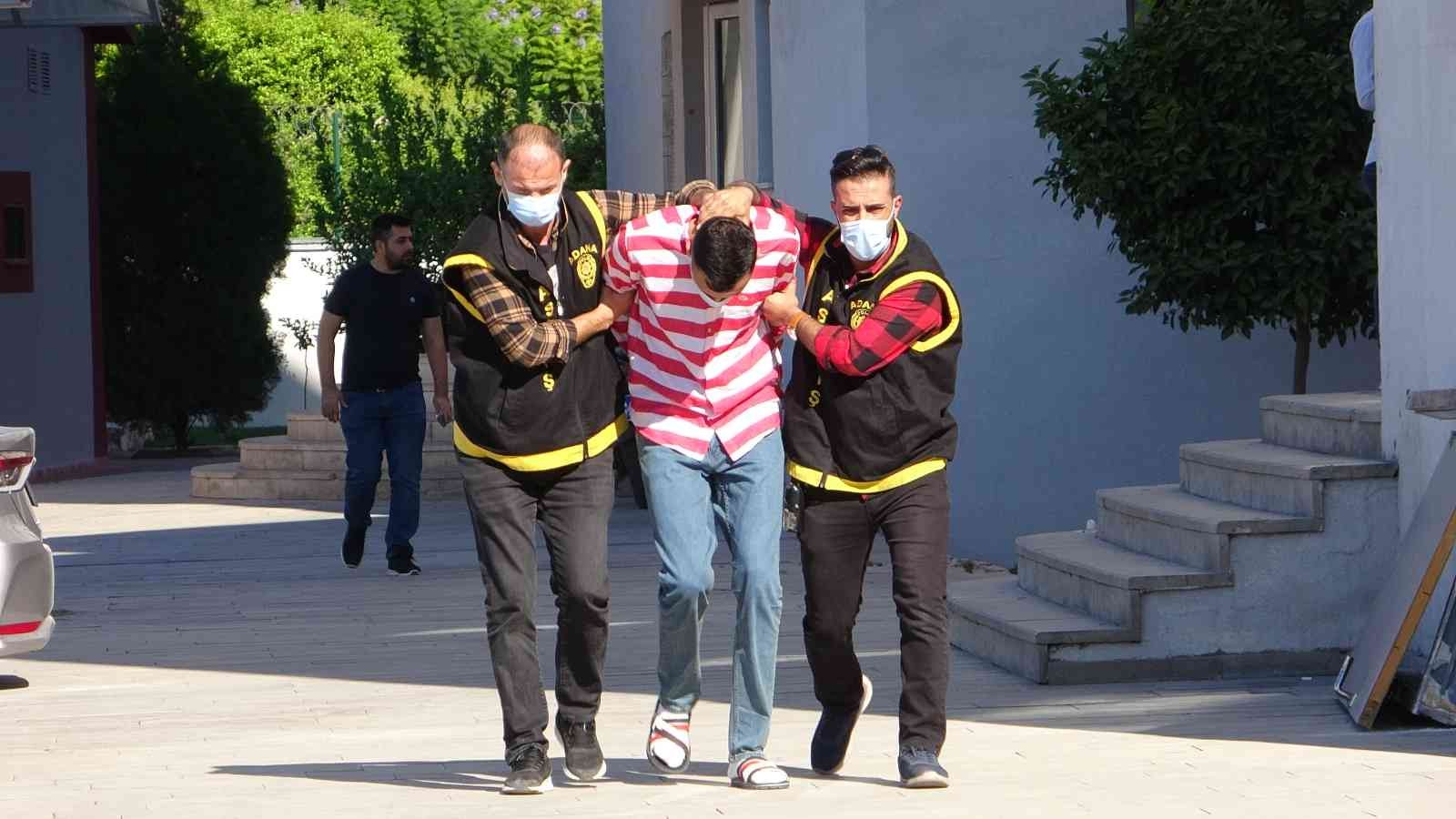 Adana'da belediyelere iş vaadiyle dolandırıcılık yapan şahıs yakalandı