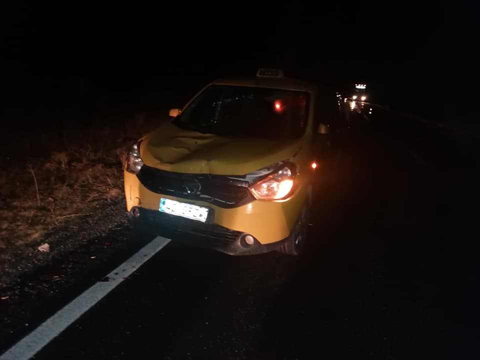 Konya'da ticari taksi üç tekerli motosiklete çarptı