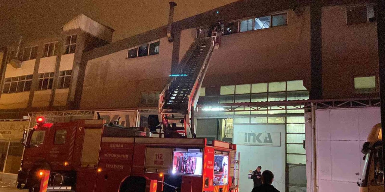 Mobilya ve aksesuar fabrikasında yangın