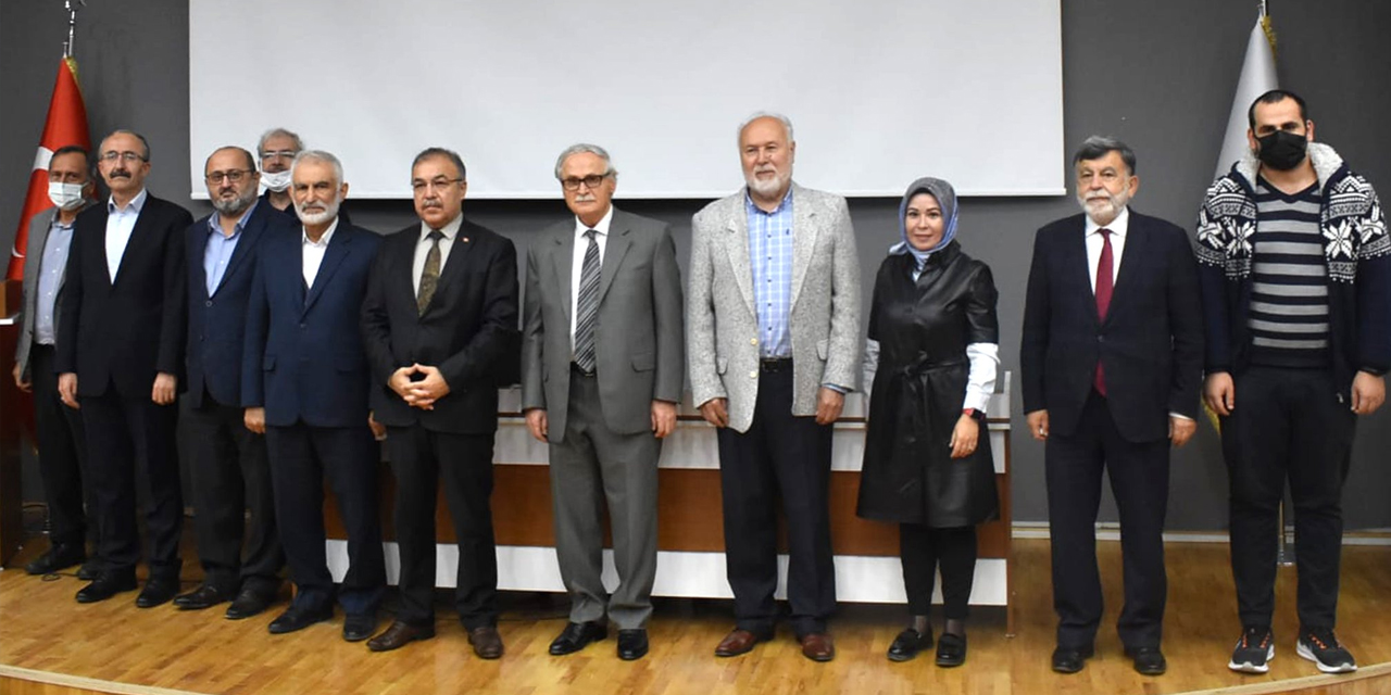 Selçuklu Araştırmaları Enstitüsü'ne iki yeni dil daha eklenecek