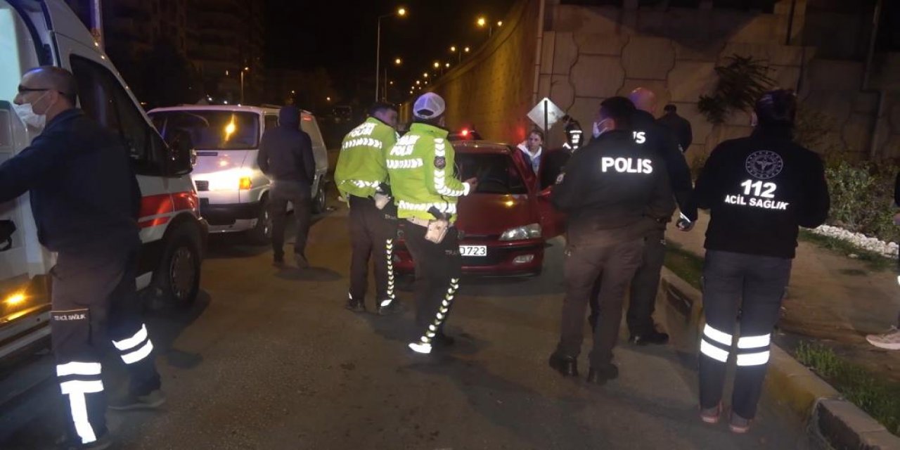 Alkollü sürücü kırmızı ışıktaki araçlara daldı!