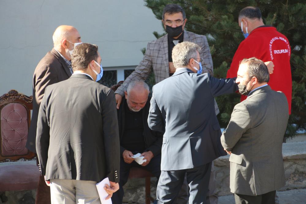 Jandarma Uzman Çavuş Burak Tortumlu'nun şehadet haberi Erzurum'daki babaevine ulaştı