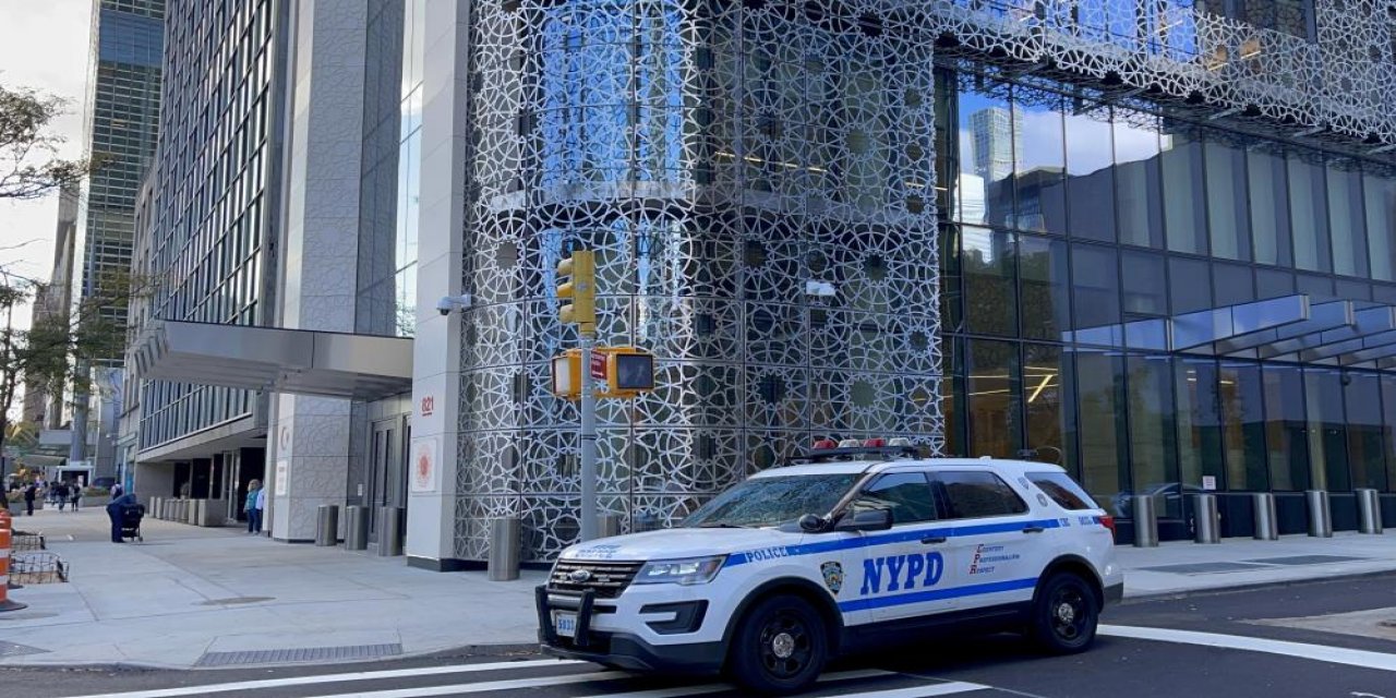 New York’taki Türkevi önünde şüpheli paket paniği! Her şey normale döndü