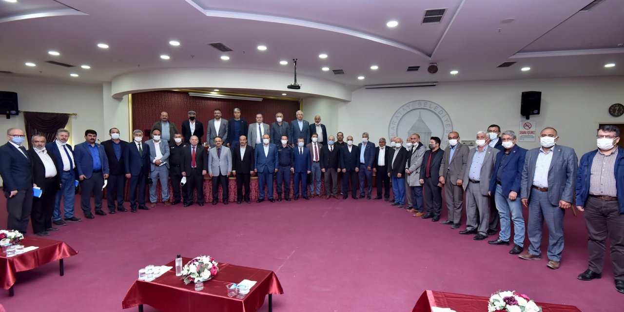 Karataylı muhtarlar toplandı