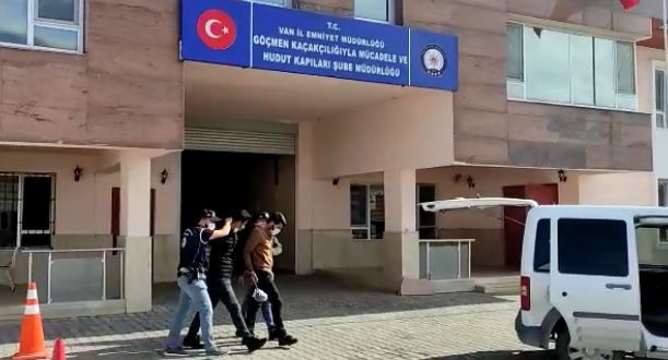 İnsan kaçakçılığını onlar mı yapıyor? Van'da 20 organizatöre yasal işlem