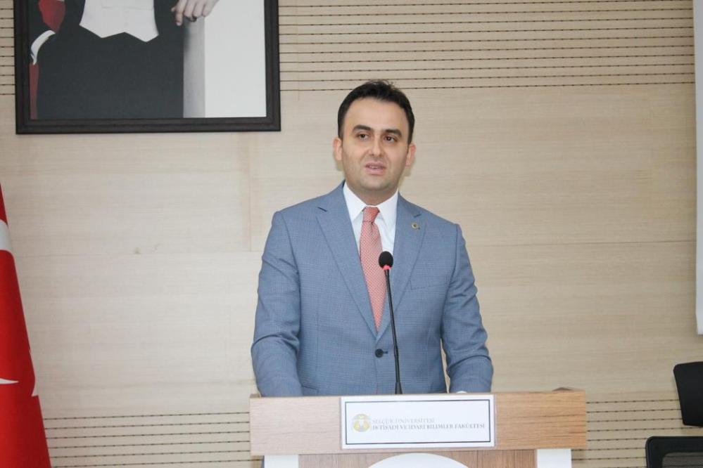 Konya Hadim Kaykamamı Mehmet Ali İmrak 11 önce mezun olduğu okulda konferans verdi