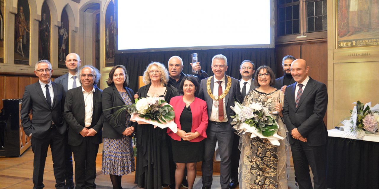 Uluslararası Frankfurt Türk Film Festivali'nde 2020  Altın Elma ödülleri sahiplerine ulaştı