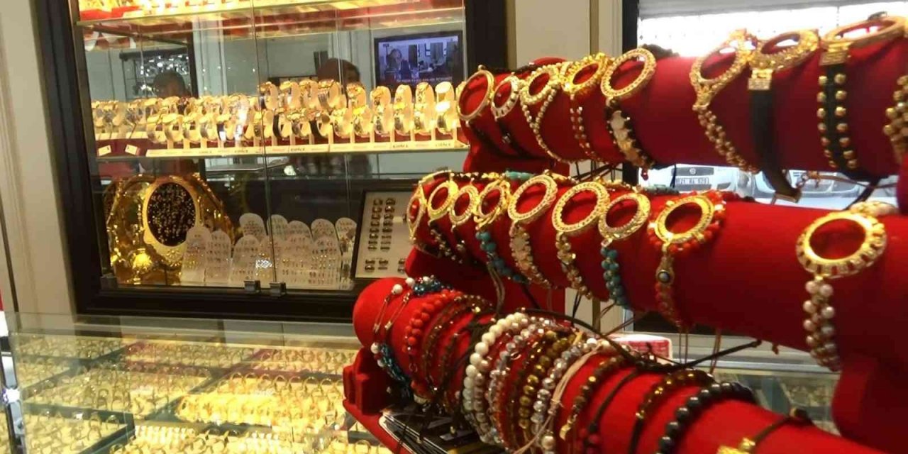 Altın fiyatları yükselişe geçti