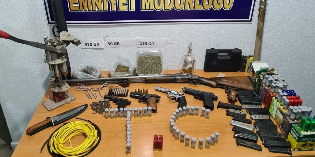Gülşehir'de bir kadına saldıran şahsın ev ve aracından cephanelik çıktı