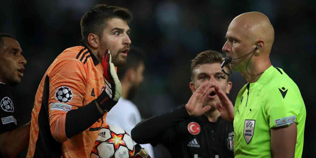 Beşiktaş Sporting'e 4 - 0 yenildi