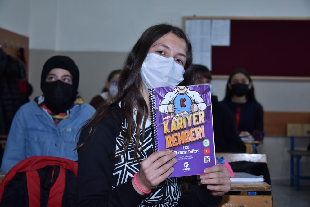 Karatay Belediyesi yine gençleri unutmadı