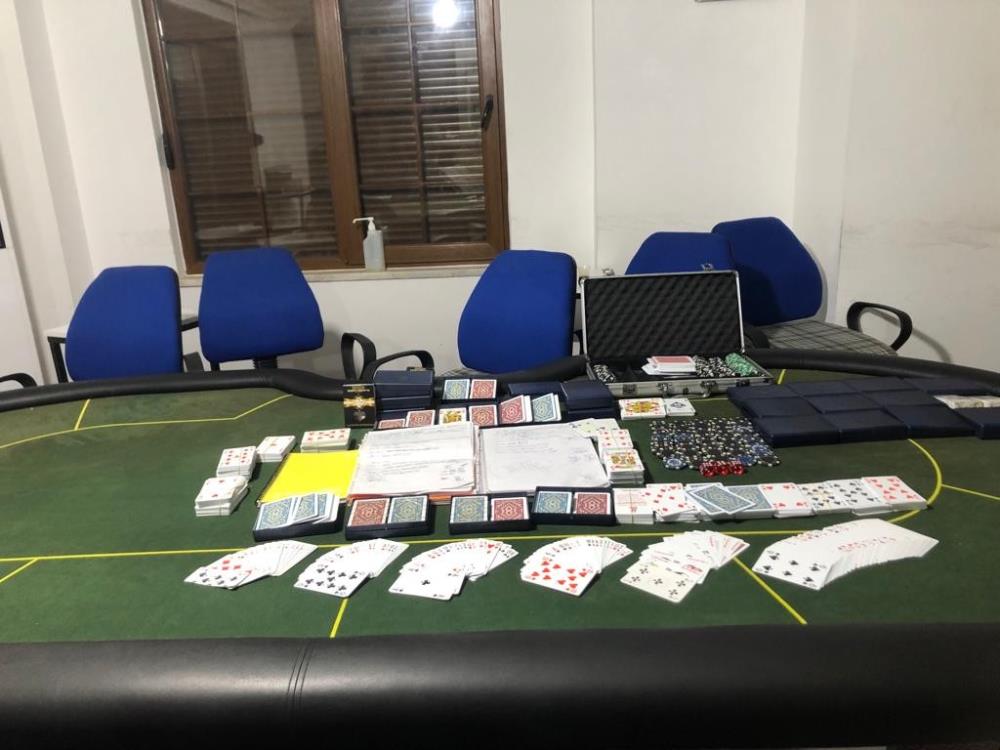 Antalya'da kolpaçino operasyonu: 2 katlı villada kumara darbe