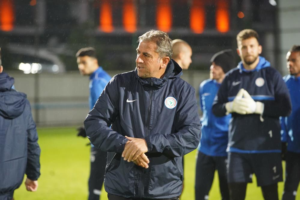 Rizespor Konyaspor karşısında ne yapacağını bulamadı