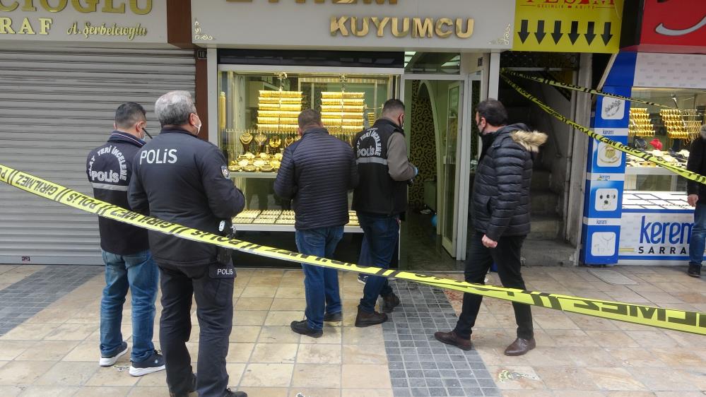 Kayseri'de kuyumcuda bıçaklı kavga çıktı