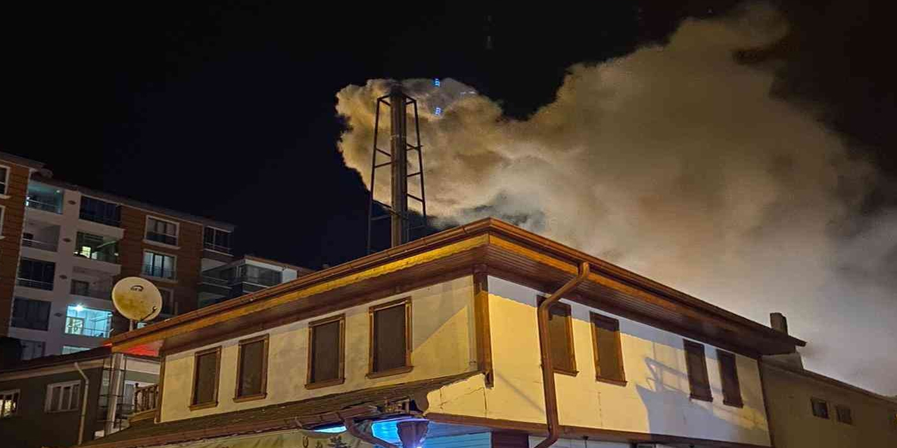 Ankara’da çıkan iki ayrı yangın korkuttu!
