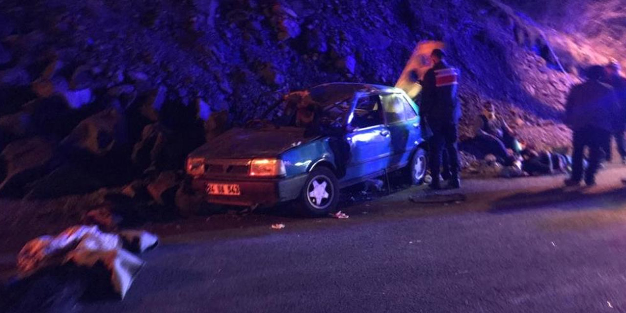 Buzlanma kazayı getirdi! Kayalıklara çarpan araçta 5 yaralı