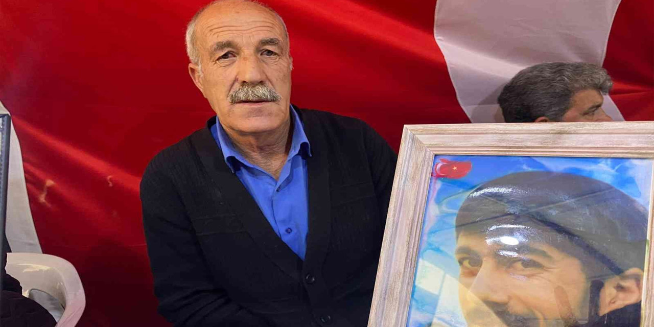 Evlat nöbeti 814'üncü gününde! Yüreği yanık baba Erdinç HDP'nin kandırdığı avukat oğluna seslendi