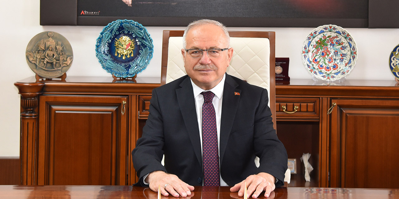 KMÜ Rektörü Ak'tan Öğretmenler Günü mesajı