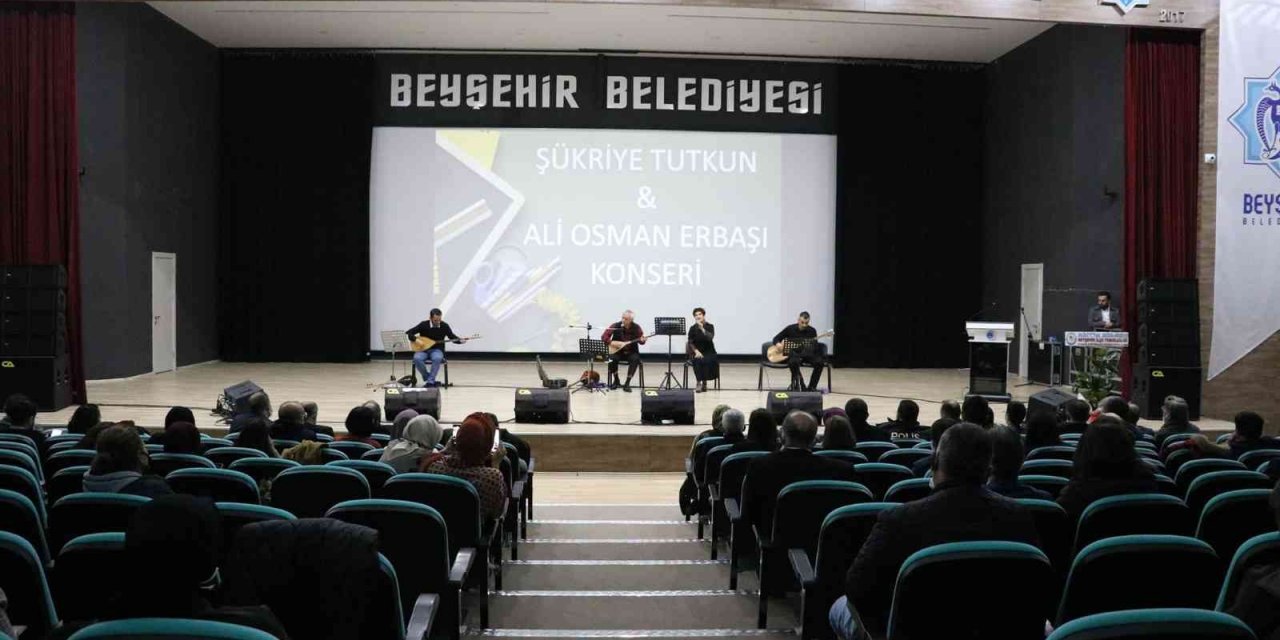 Şükriye Tutkun’dan Beyşehir'de öğretmenler için konser