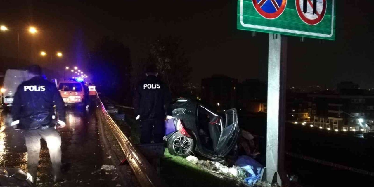 İzmir-Çeşme Otoyolu'ndaki feci kazada yaralanan Tuğberk Sayhan hayatını kaybetti