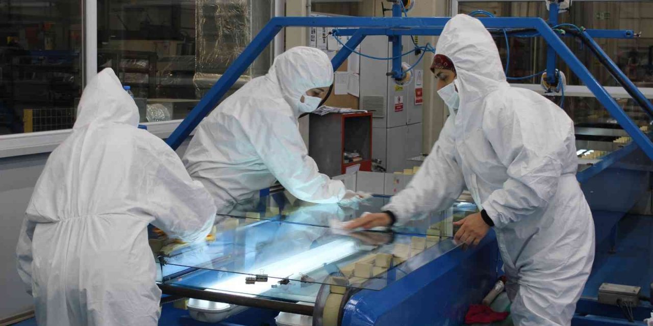 Uzay istasyonu gibi otomobil camı üretimi