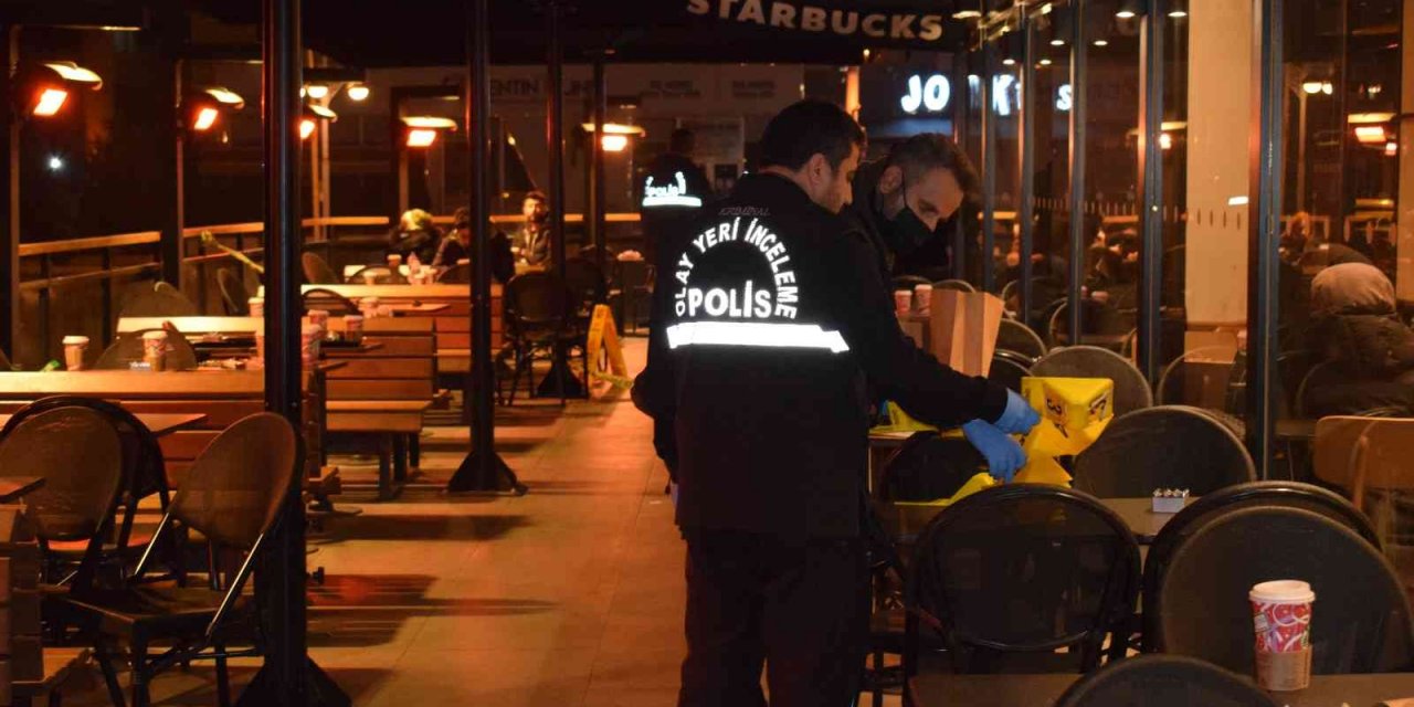 Kafede ’kız’ kavgası kanlı bitti! 3 yaralı 7 gözaltı