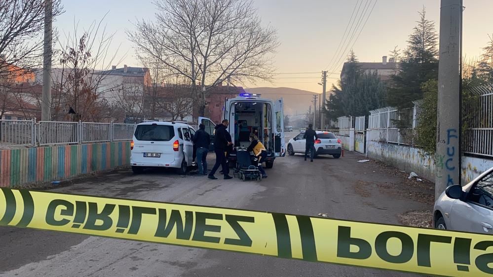 Aksaray'da aile dramı: Oğlu ölen doktor bulundu