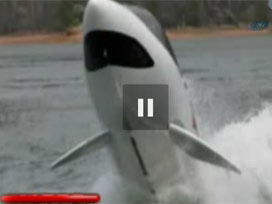 Köpekbalığı şeklinde denizaltı VİDEO