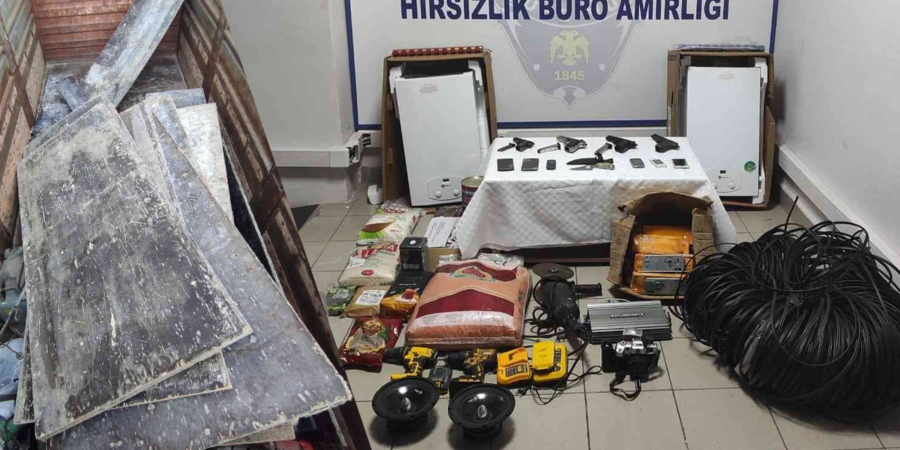Ankara'da 16 adrese nefes kesen operasyon! Hırsızlık çetesinden 12 kişi yakalandı