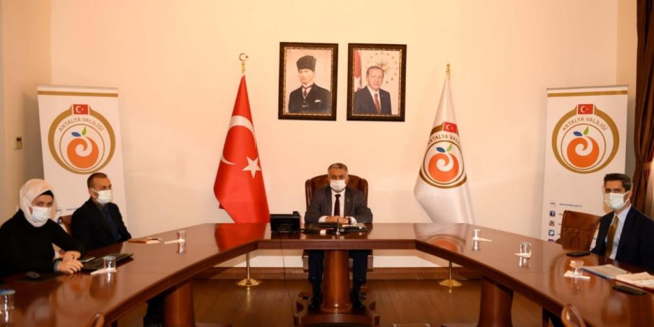 Covid-19'un yeni varyantları Antalya'da