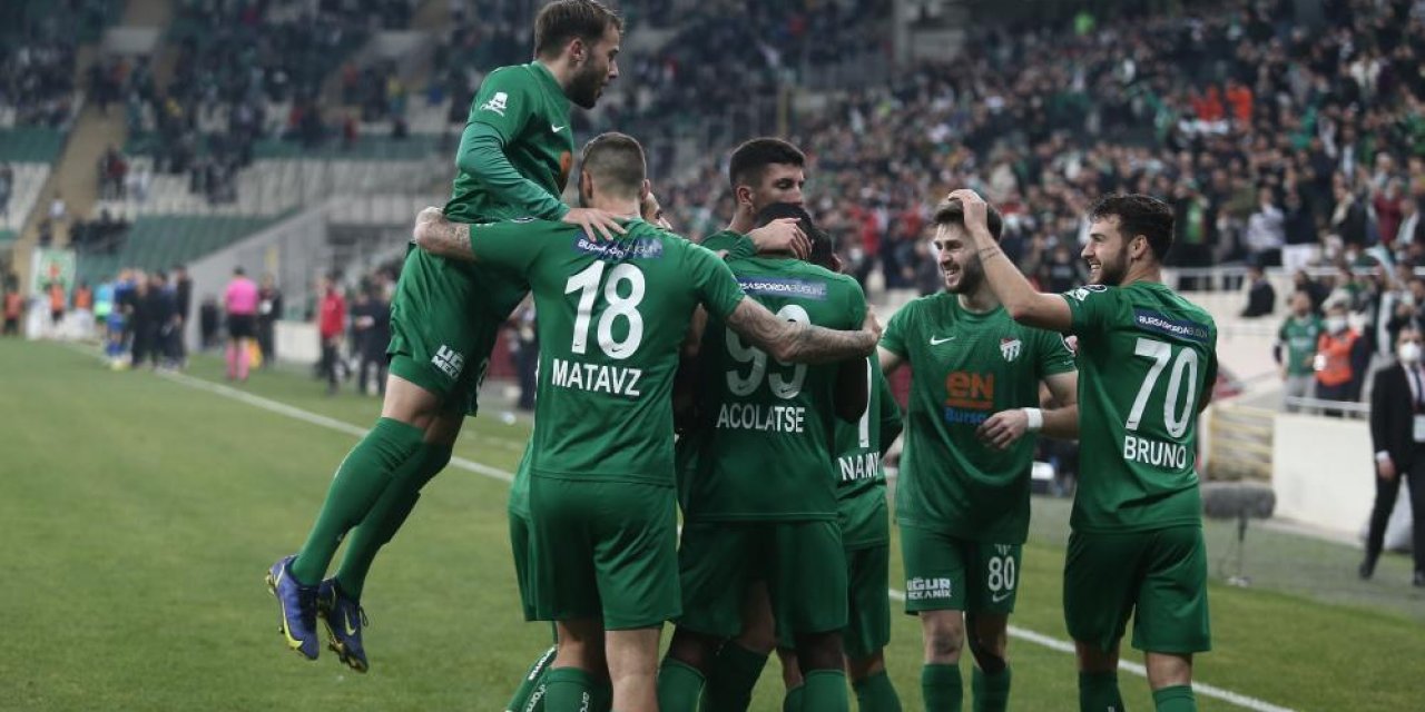 Süper Lig hedefinden uzak kalan Bursaspor Ümraniye'ye konuk oluyor