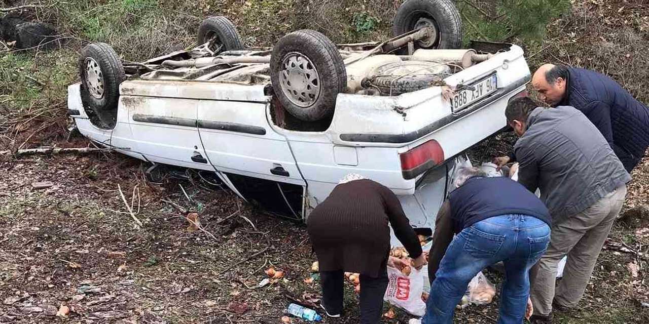 Harmancık yolunda taklalar atan otomobilde 4 yaralandı