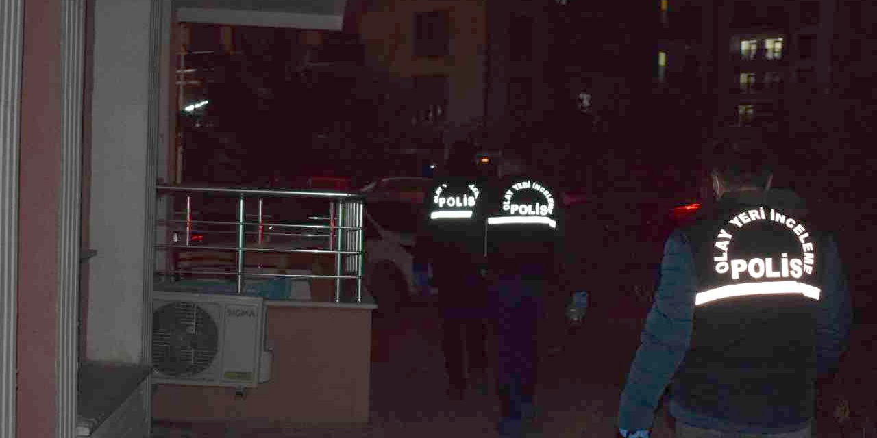 Polis memuru evinde ölü bulundu