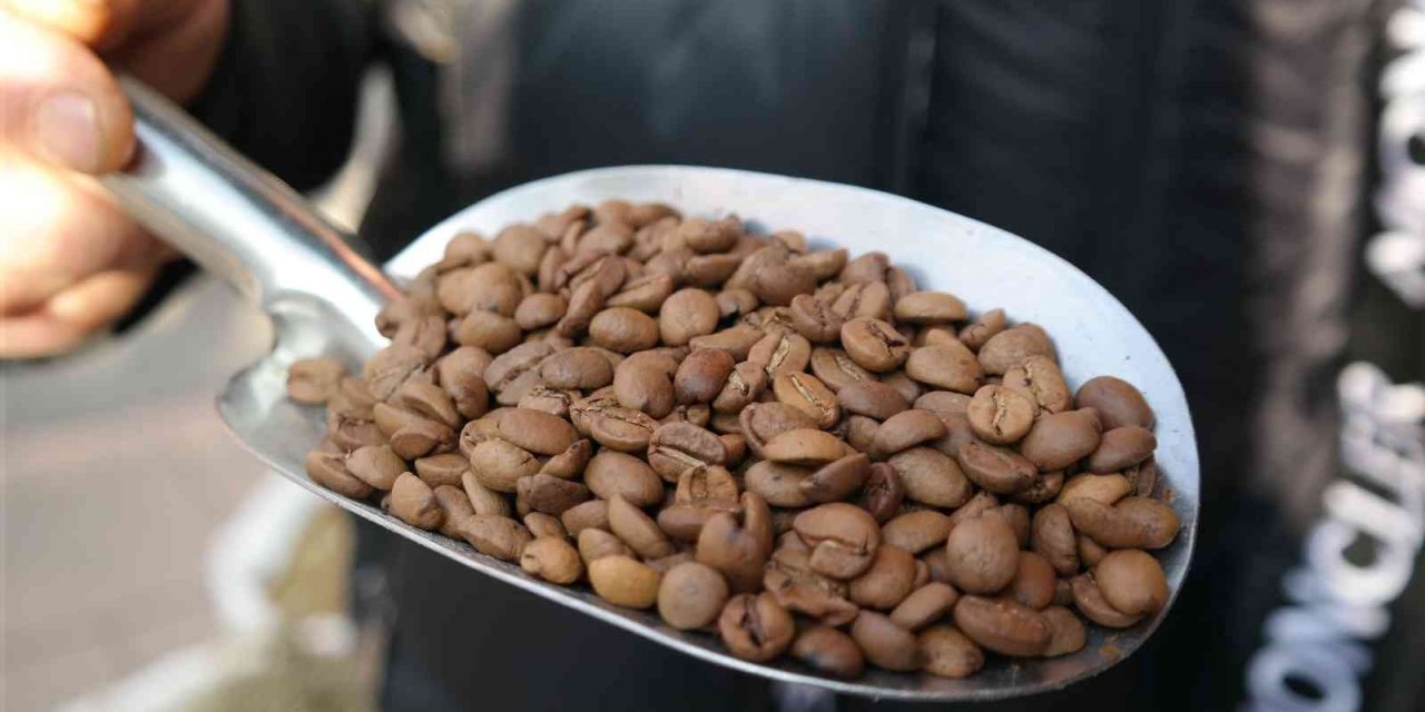 Kahvenin kilosu 200 lira olunca esnaf yeni bir yol seçmek zorunda kaldı