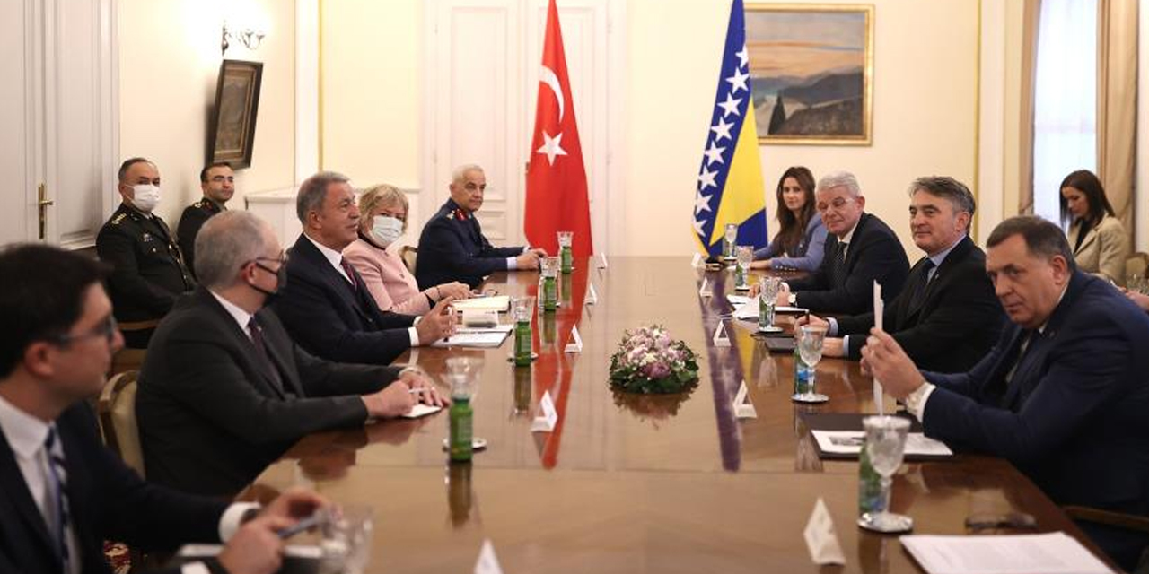 Bakan Akar'dan Bosna Hersek'te önemli temaslar