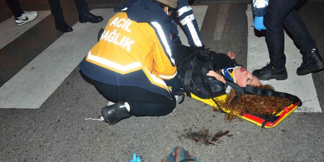 Alkollü motosikletli kaskı sayesinde ölümden döndü