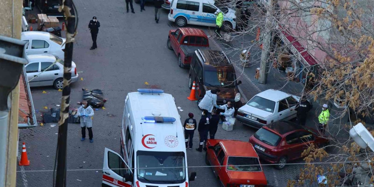 Sokak ortasında miras cinayeti! 3 kuzenini birden öldürdü
